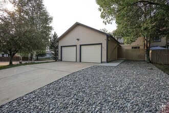 Building Photo - 2012 Quail Ct