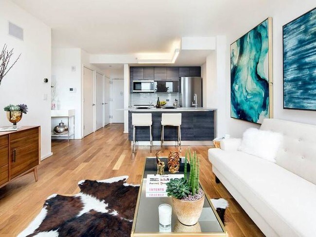 Foto del edificio - 36 E 63rd St