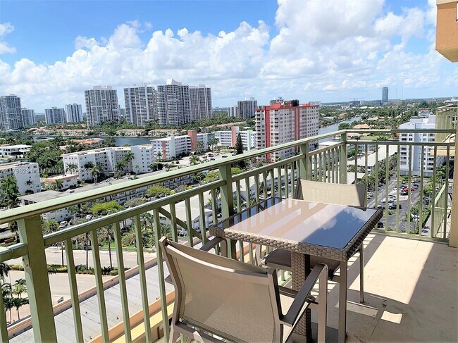 Building Photo - 2080 S Ocean Dr