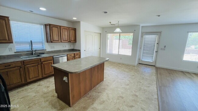Building Photo - 20475 N Herbert Ave