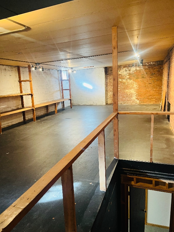 Building Photo - 124 S 2nd St