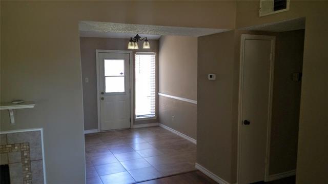 Foto del edificio - 1577 N Valley Pkwy