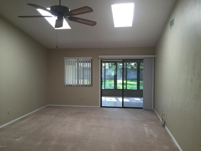Building Photo - 3 bedroom in Ormond Beach FL 32174