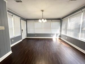 Foto del edificio - 4257 Woodland Dr