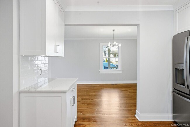 Foto del edificio - 71 Henry Ave