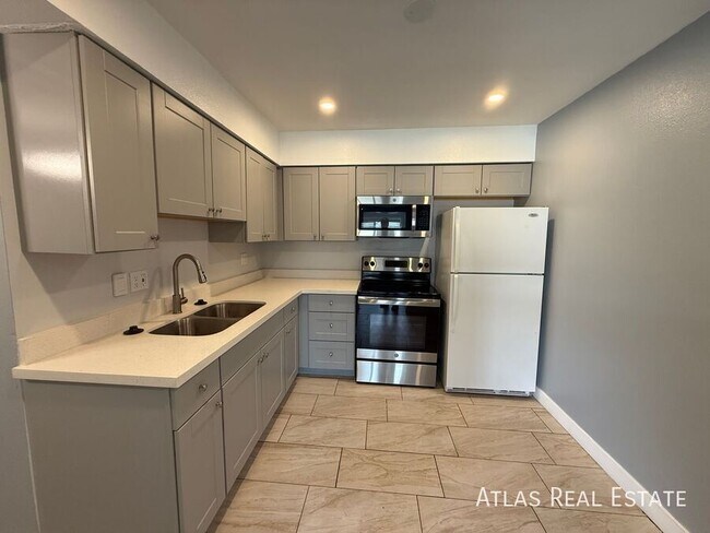 Photo - 2540 N 17th Way Apartment