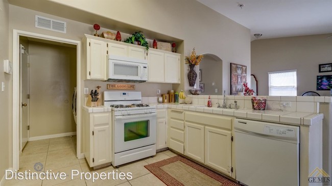 Building Photo - 4407 Polo Sky Way