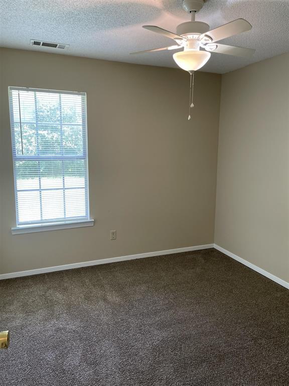Building Photo - 2219 Birken Dr