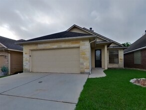 Building Photo - 103 Lullaby Ln
