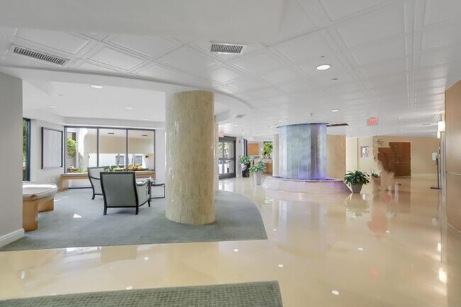Building Photo - 3000 N Ocean Dr
