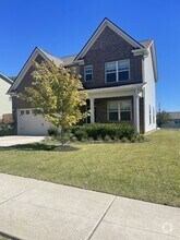 Building Photo - 3037 Commonwealth Dr