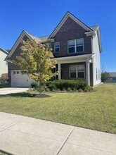 Building Photo - 3037 Commonwealth Dr