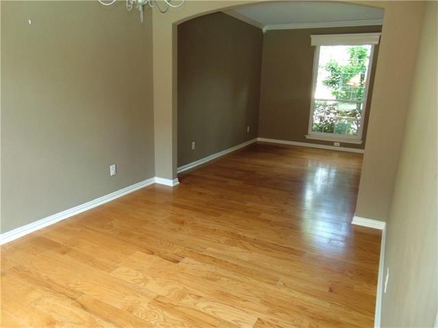 Foto del edificio - 3501 Castlewood Ct