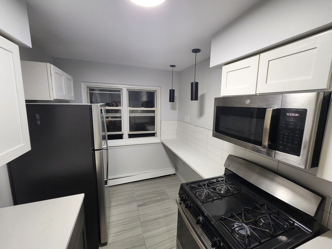 Photo - 200 Cleveland St -Studio