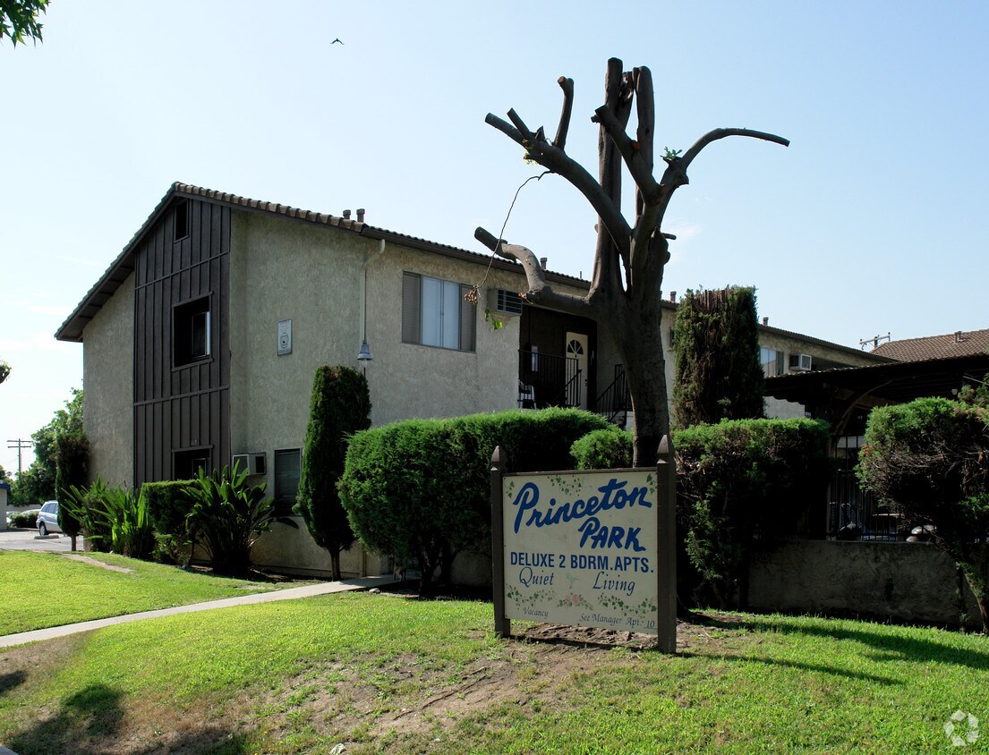 Building Photo - 1119 W Princeton St