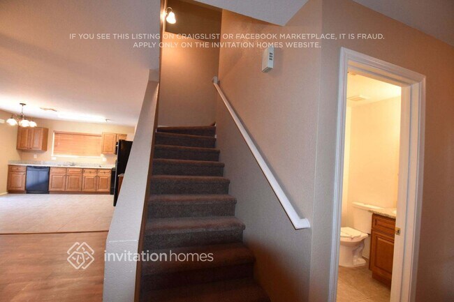 Foto del edificio - 2266 E Spruce Dr