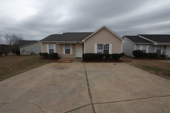 Foto del edificio - Available Fall 2026!!