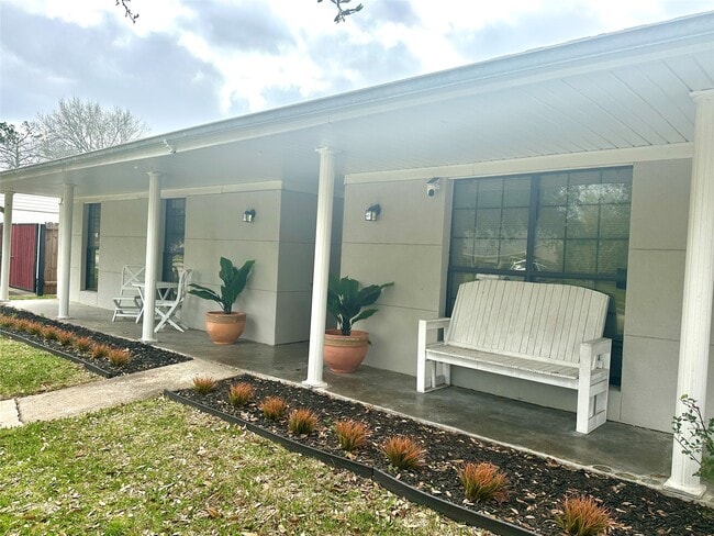 Foto del edificio - 5419 Dumfries Dr