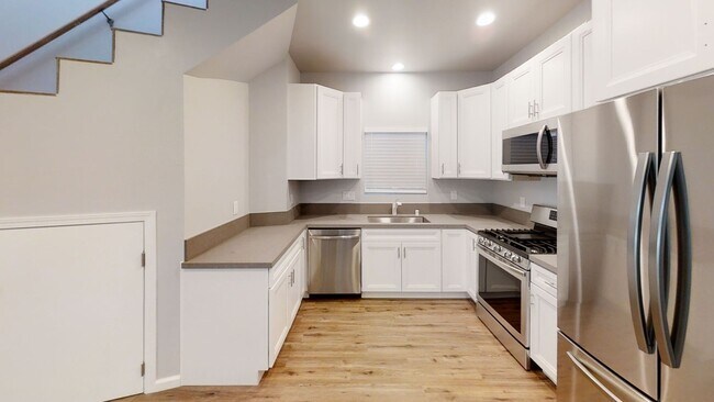 Foto del edificio - 10 minute walk to SDSU!