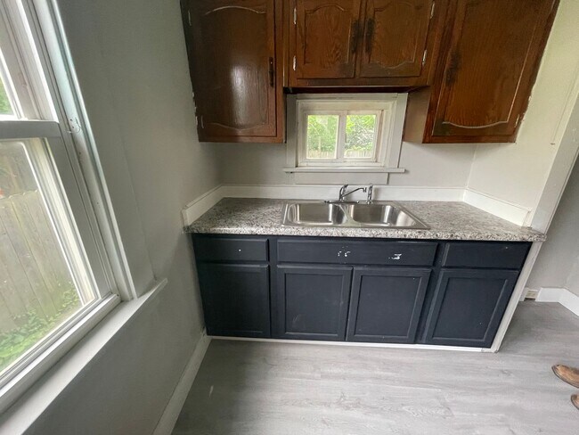 Foto del edificio - Charming 3-Bedroom Property in Prime Location (SECTION 8 VOUCHERS ACCEPTED)