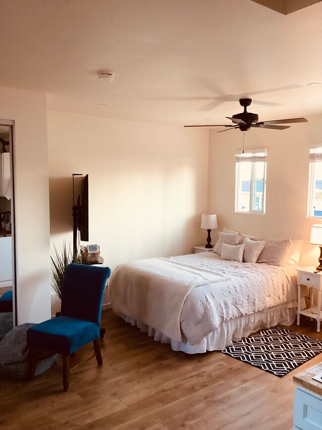 Foto del edificio - 1630 W 27th St