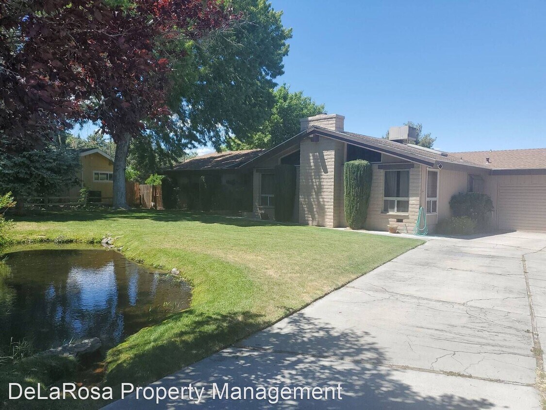 3 br, 2.5 bath House 35 Aurora Circle House Rental in CA