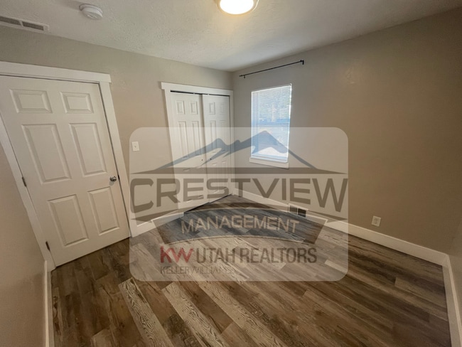 Building Photo - Claybourne Duplex