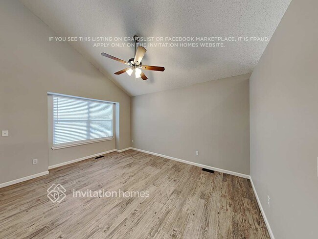Building Photo - 1452 Canoe Creek Dr N