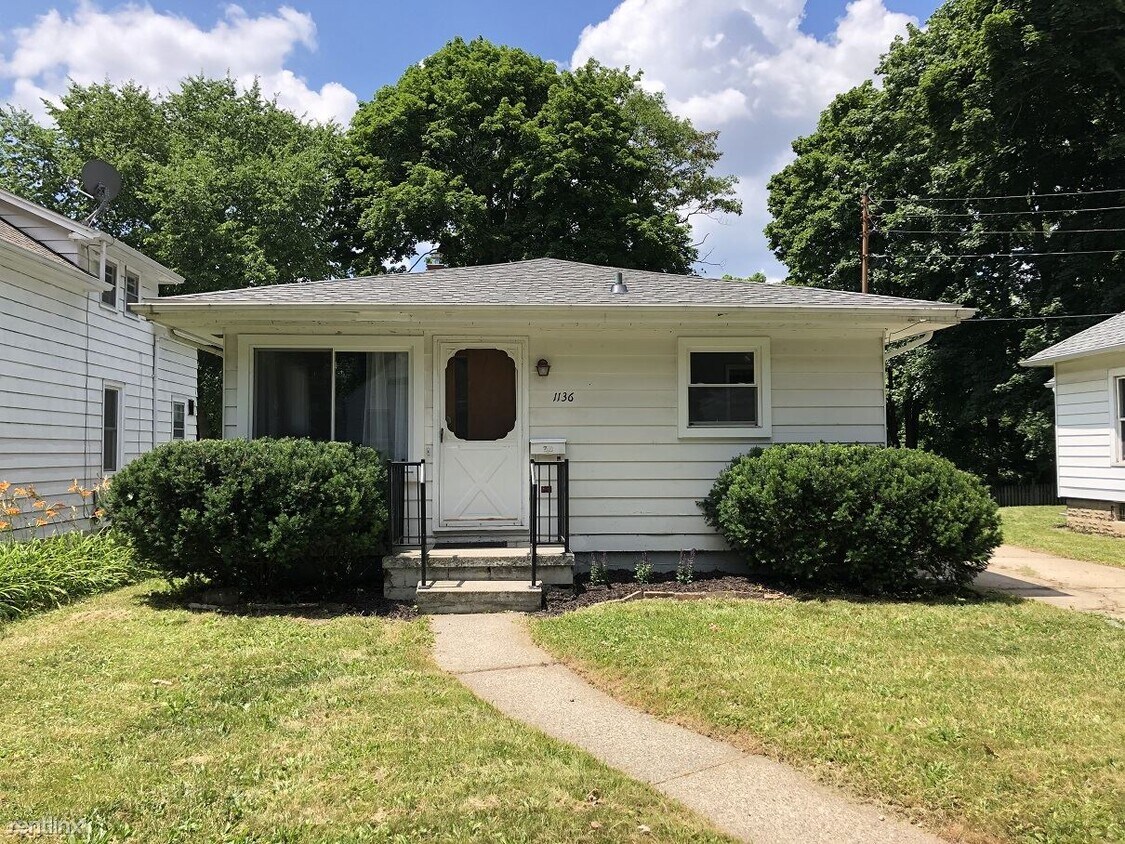 Primary Photo - 3 br, 1 bath House - 1136 McCullough St