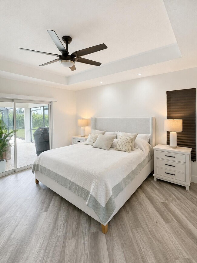 Foto del edificio - 15545 Meadow Wood Dr