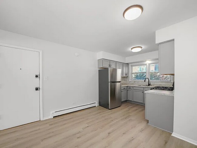 Foto del edificio - 8921 S Cottage Grove Ave