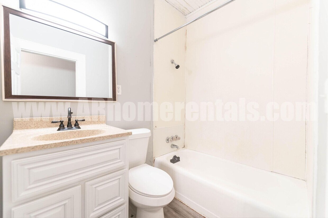 Primary Photo - 278 Hall St