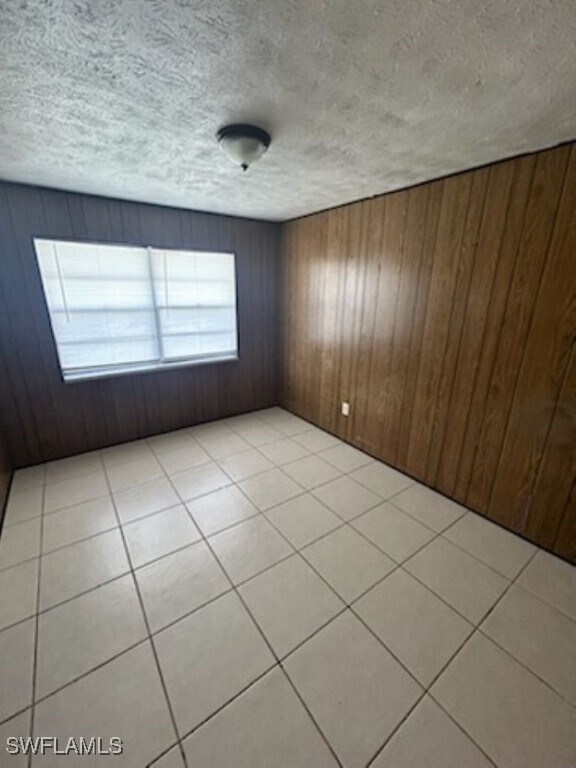 Foto del edificio - 714 S Lopez St