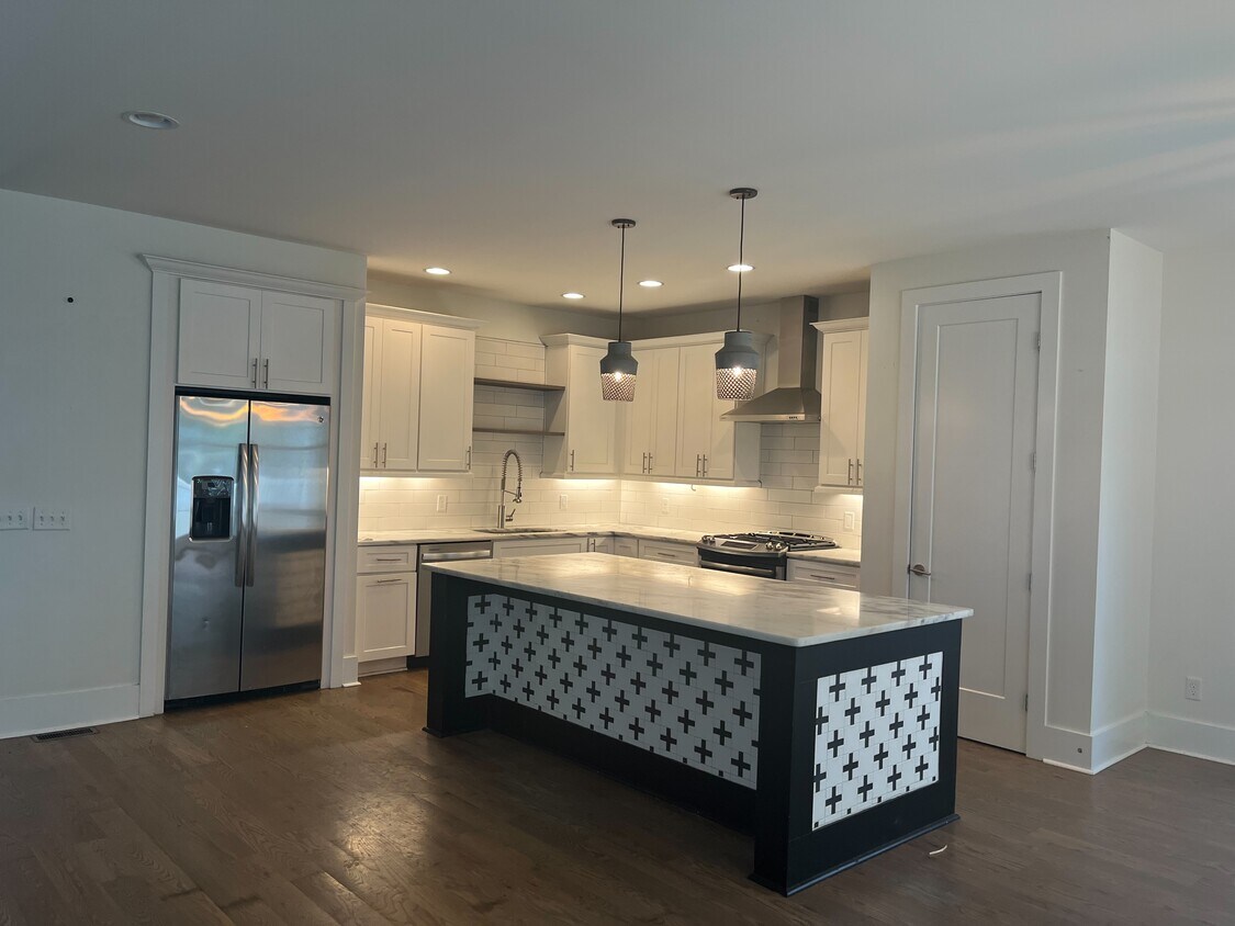 Cocina1 - 1509 Wayne Dr