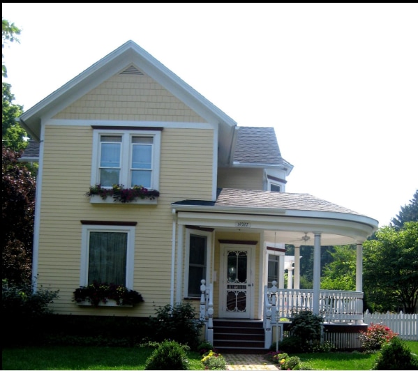 Building Photo - 14927 S Bartlett Ave