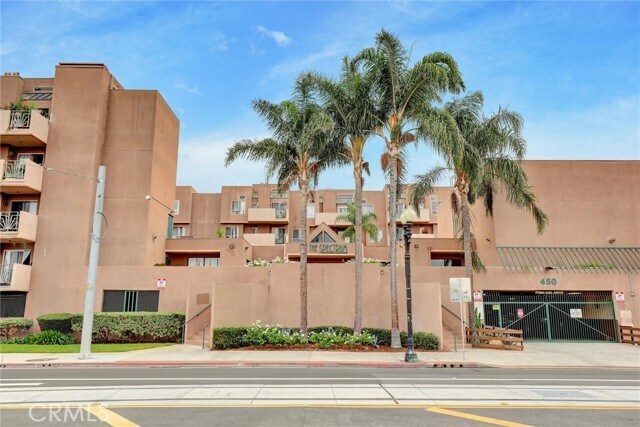 Foto principal - 450 E 4th St
