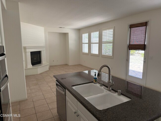 Foto del edificio - 600 Clearwater Creek Dr
