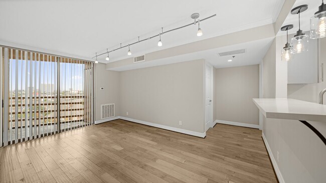 Foto del edificio - 3525 Sage Rd
