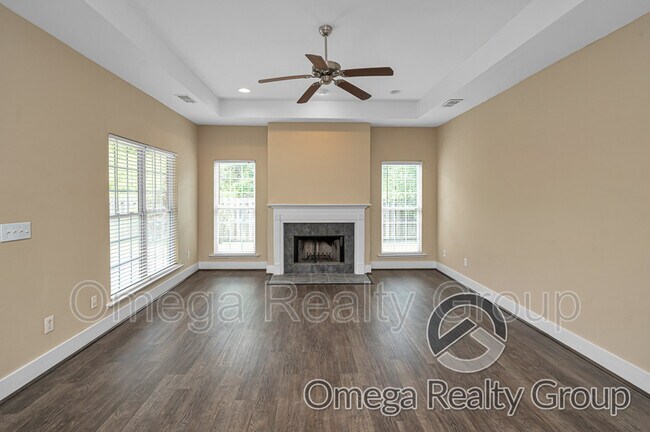 Foto del edificio - 252 Chesser Park Dr