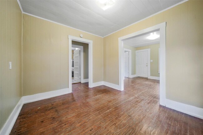 Foto del edificio - 3301 Dennis St