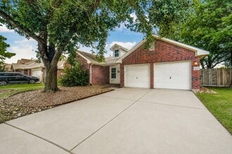 Building Photo - 14606 Vaughnville Dr