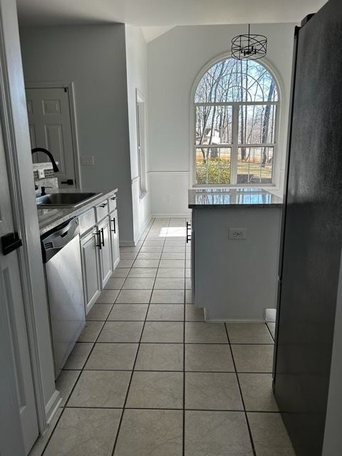 Building Photo - 1050 Dogwood Park Dr