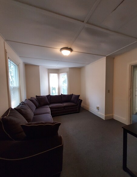 Foto del edificio - 125 Highland Pl