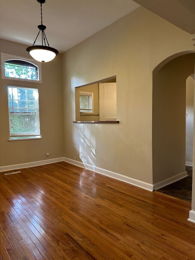 Building Photo - 1669 N Humboldt Ave