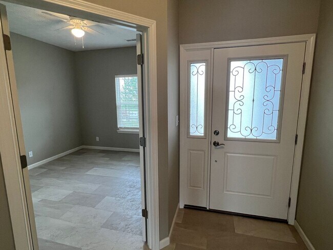 Building Photo - 3 Bedroom Single Family Home in West Lafay...
