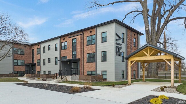 Foto del edificio - 1823 Griswold Dr