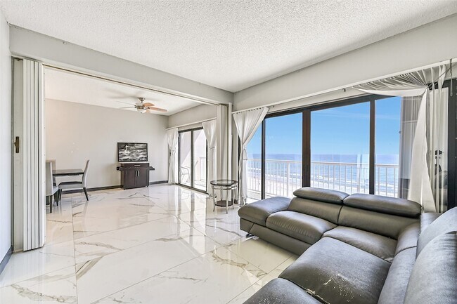 Foto del edificio - 7700 Seawall Blvd