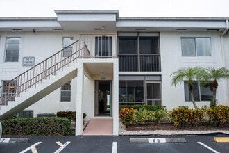 Building Photo - 14896 Bal Moral Ln