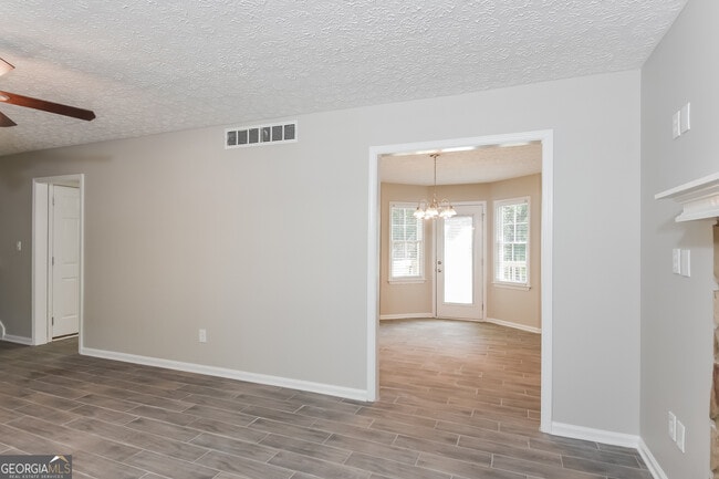 Building Photo - 46 Normas Way