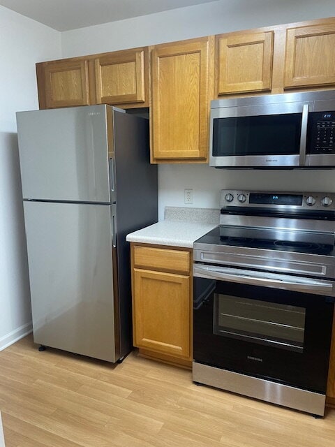 Building Photo - "Charming 2-Bed, 2-Bath Townhouse in Ft Walton Beach!"